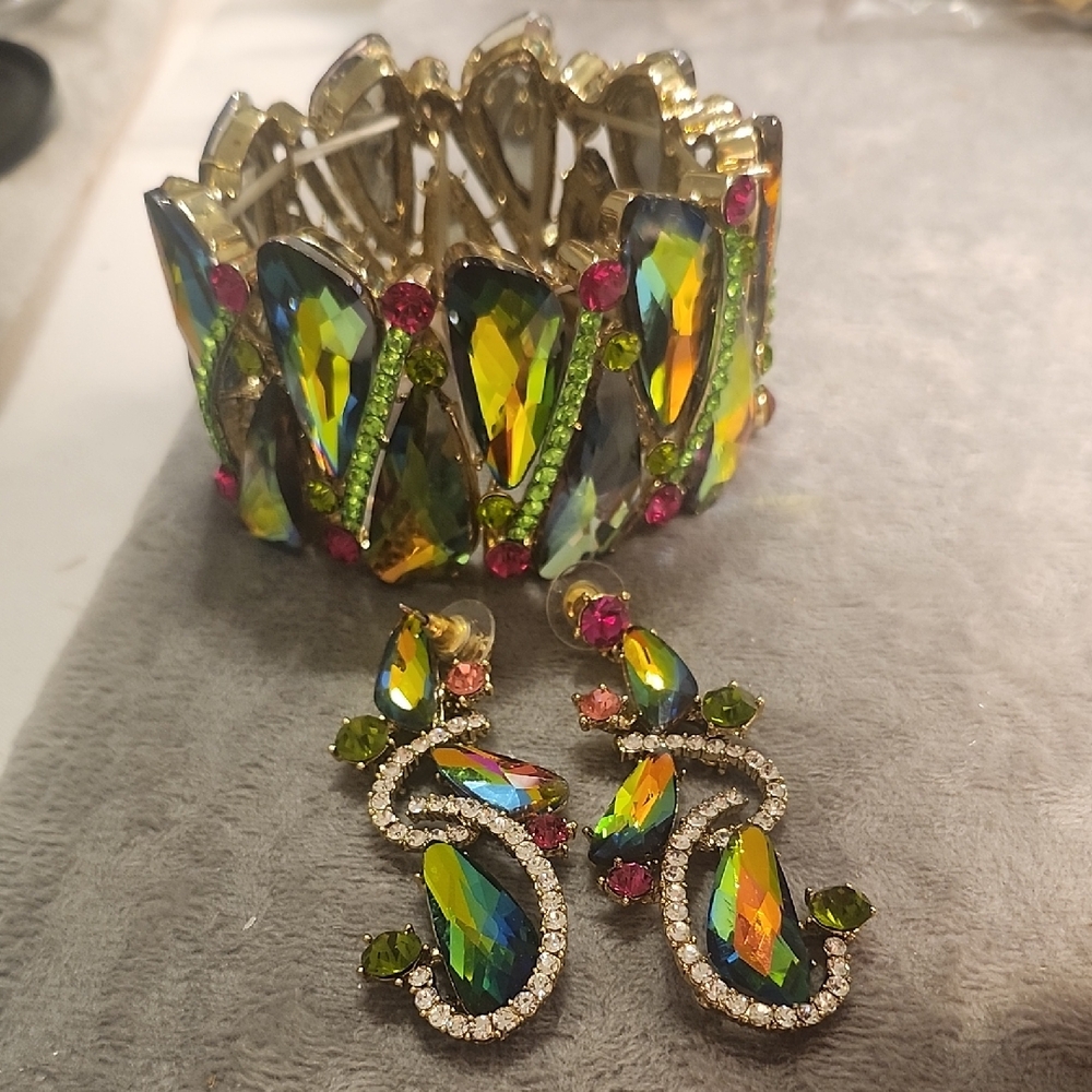 Iridescent Multicolor Crystal Statement Bracelet … - image 1